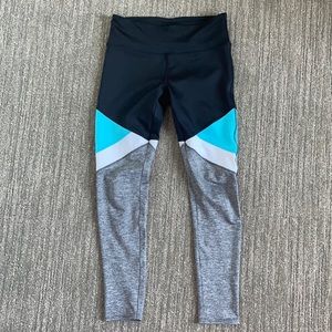 Flywheel Sports color block legging, size medium
